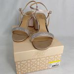 Badgley Mischka Jewel Earlene Block Heel Sandal 9.5 Champagne Satin Prom Photo 2