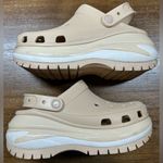 Crocs  Womens Size 9 Mega Crush Clog Shiitake Beige Platform Shoes Photo 1
