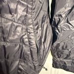 The North Face  Black Puffer Women’s Jacket with Quilted Design Photo 4