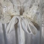 Vintage Barbizon Bouquet des Fleurs White Satin Lace Long Robe Wedding Medium Photo 2