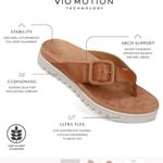 Vionic  Uptown Marin Sandal, Size 8, NWOT display tried on. Photo 3