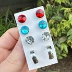 4 Stud Earrings Bundle Colored & Half Hoop Silver Photo 0