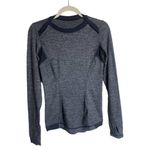 Lululemon  Base Runner Long Sleeve Sz. 4 Photo 2
