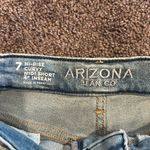 Arizona Jeans Arizona Jean Co. curvy midi jean shorts with embroidered daisy flowers NWT Photo 6