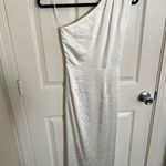 Elliatt  Cassini dress in White Photo 3