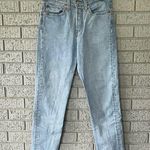 Levi's Levi’s Wedgie Icon Fit Premium Denim in Tango Talks Light Wash Straight Size 27 Photo 3
