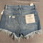 Good American  Women’s Bonbshell Shorts Photo 2