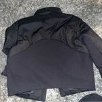 Lululemon  soft matte insulated black cropped jacket size 10 Photo 5