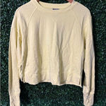 Sweaty Betty  Cropped Yellow Long Sleeve Crewneck Size Small Photo 0