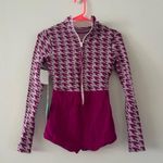 WET Swimwear Bonnie Houndstooth Purple Rash Guard NWT Size S Photo 1
