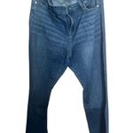 Liverpool Los Angeles Girlfriend Jean Photo 0