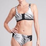 Athleta NWT Adriata Retro Palm Bottom Photo 0