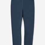 Everlane  The Perform Cropped Ankle Leggings in Atlantic Blue S NWT Photo 4