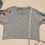a.n.a Gray Floral Embroidered Balloon Sleeve Cropped Raw Hem Crew Neck Sweater Photo 5