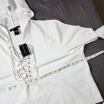 Ashley Stewart Womens 18/20 White Cropped Hooded Shirt NWT Boho Ties Lightweight Photo 5