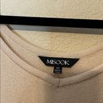 Misook  | Classic Knit V-Neck Tank in Cream Size Medium Quiet Luxury Staple Piece Photo 3