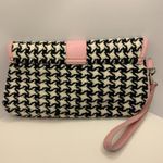 Sondra Roberts  9x5 Houndstooth Black, White and Pink Clutch Photo 4