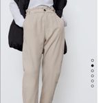 ZARA  Ecru Neutral Tan Baggy Tapered Ankle Fine Corduroy Pants size 8 Photo 1