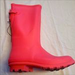 Serra wellie Barbie pink rain boots size 9 Photo 0
