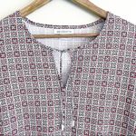Liz Claiborne 💗 3/$10 💗 geometric print blouse red white black Large EUC Photo 5