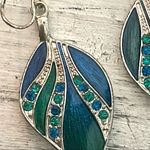 Kenneth Cole silver tone Green leaf rhinestone drop earrings Photo 5