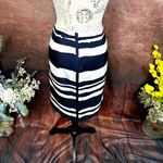 W By Worth  Wavy Stripe 100% Silk Twill Slim Skirt Navy/White size 10 Photo 11