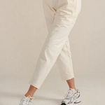 Outdoor Voices  Women’s Rectek Bone Color with pockets drawstring size XS Photo 0