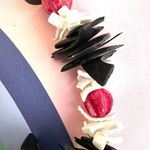 Wood beaded shell black red white beaded statement necklace Photo 7