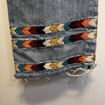 Driftwood Colette Embroidered Jeans Fray Hem Cropped Boho Native Southwestern 29 Photo 1