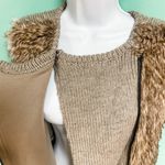 Forever 21 Forever 22 Faux Fur Zip Up Vest Photo 7