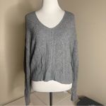 EXPRESS Relaxed Stitched V-Neck Long Sleeve Sweater small Photo 2