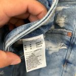 American Eagle Women’s stretch mom Skinny Blue Jeans w\Distressed size 00 reg Photo 11