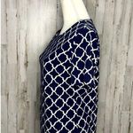Talbots Women's Geometric Navy & White Crew Neck Tee Size Medium Casual Photo 4