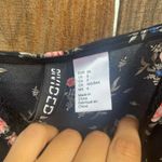 Divided floral top Photo 1