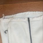 The North Face  | Ivory Thick Fleece / Windbreaker Photo 3