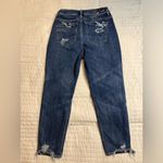 American Eagle strigid mom jean Photo 2