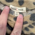 Moa Moa  cheetah print Tan and Black Off-the-Shoulder Sweater Photo 2