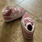 Jordan  1 Mid Women’s Air Digital Pink Photo 5