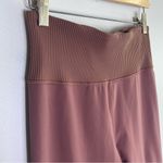 Vuori  Rib Studio High Rise Legging Terracotta Sz M Photo 3