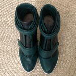 BCBGMAXAZRIA NEW Runway Powe Lug-Sole Day Boot Photo 26