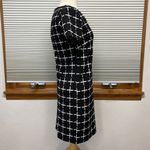 Romeo + Juliet Couture Black and White Short Sleeve Shift Dress Size XS Photo 4