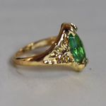 Source Unknown Divine Clover Green Marquise Cut Glass Stone Gold Tone Metal Size 9 Y2K Ring Photo 2