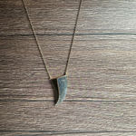 Stella & Dot  Blue Stone Horn Shape Pendant Gold Tone Chain Necklace Photo 9
