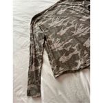 Sonoma The Everyday Tee Camo Long Sleeve Top Woman’s Size XL Photo 8