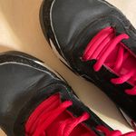 Jordan Pink and Black sneakers Photo 2