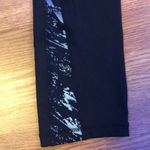 Kirkland Signature Reflective  Capri Workout Gym Leggings Small Photo 2