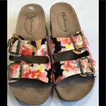 Chinese Laundry  Floral Strap Platform Sandals. Photo 4