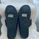 Baretraps  Black Leather Flip Flop Sandals Memory Foam Cork Insole Size 9 EUC Photo 5