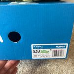 Hoka Women’s  Bondi 8. Lime Green. Size 5.5 Photo 10