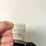 Moyuru Cropped Parachute Pull Photo 8